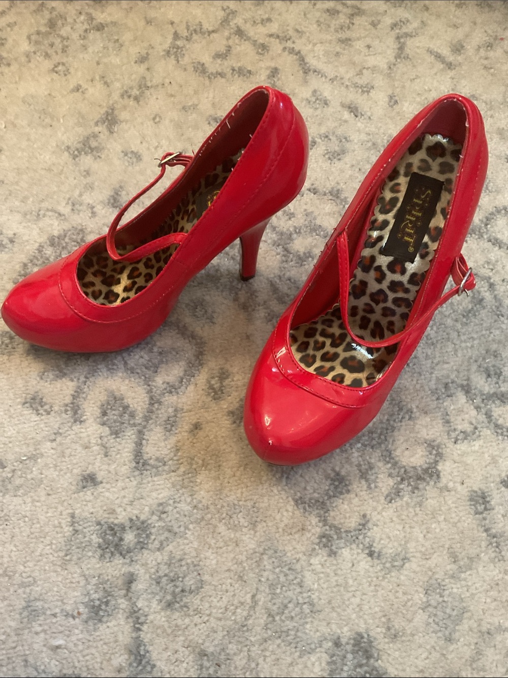 Spirt Halloween red high heels size (M)8